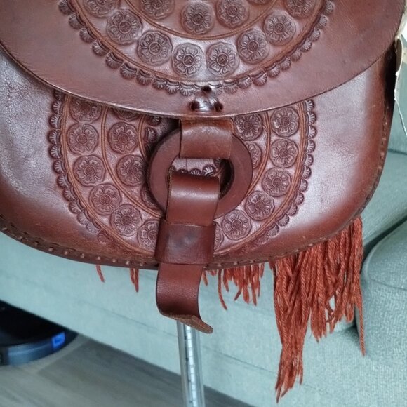 Tooled leather purse, Mexico - Picture 4 of 6